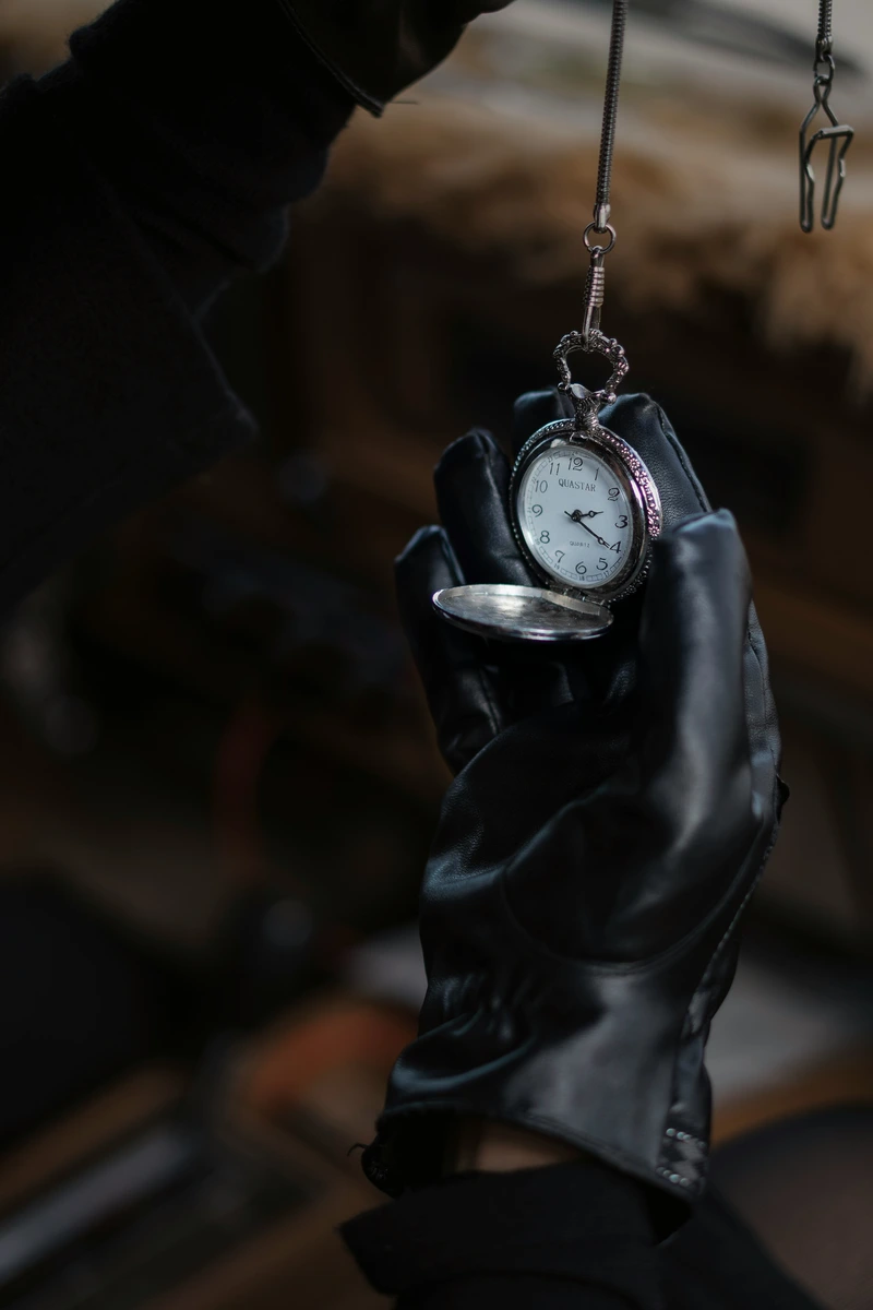 Ultimate Guide to Watch Maintenance: Preserving Luxury and Everyday Timepieces